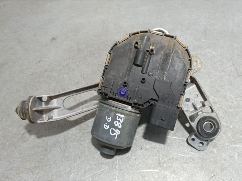 Recambio de motor limpia delantero para ford focus lim. (cb8) titanium referencia OEM IAM BM5117504BJ 0390248109 DERECHO