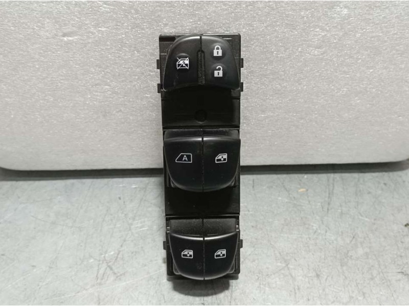 Recambio de mando elevalunas delantero izquierdo para renault kadjar experience referencia OEM IAM 254011766R  C/ CIERRE CENTRAL