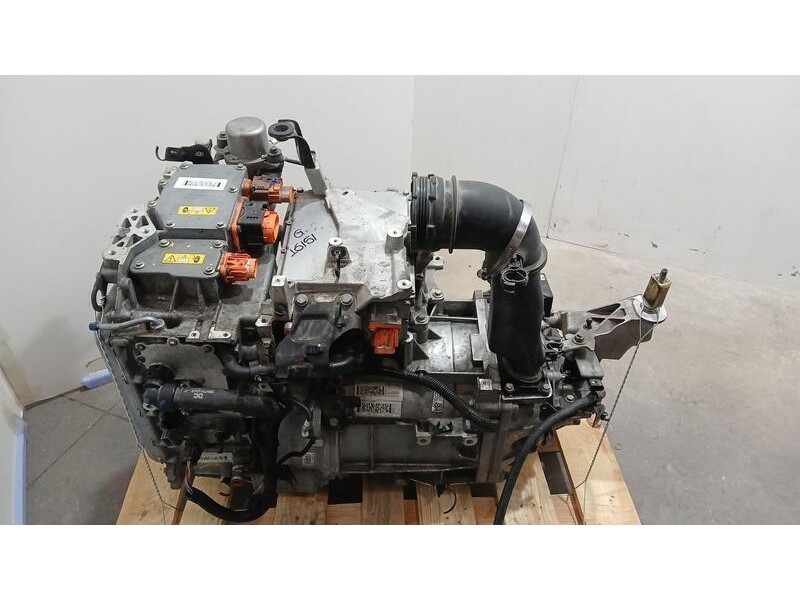 Recambio de motor completo para renault kangoo express referencia OEM IAM PAQ604 HMLGT4086R CON CAJA CAMBIOS INCORPORADA 2960567