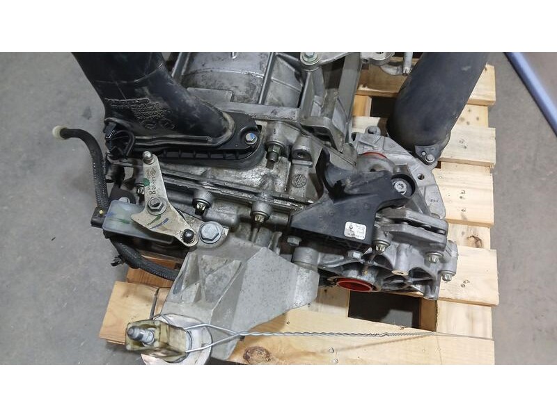 Recambio de motor completo para renault kangoo express referencia OEM IAM PAQ604 HMLGT4086R CON CAJA CAMBIOS INCORPORADA 2960567