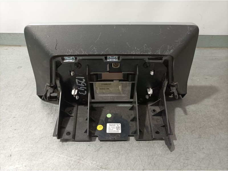 Recambio de sistema navegacion gps para peugeot rifter allure standard referencia OEM IAM 98162661ZD 3526070104 