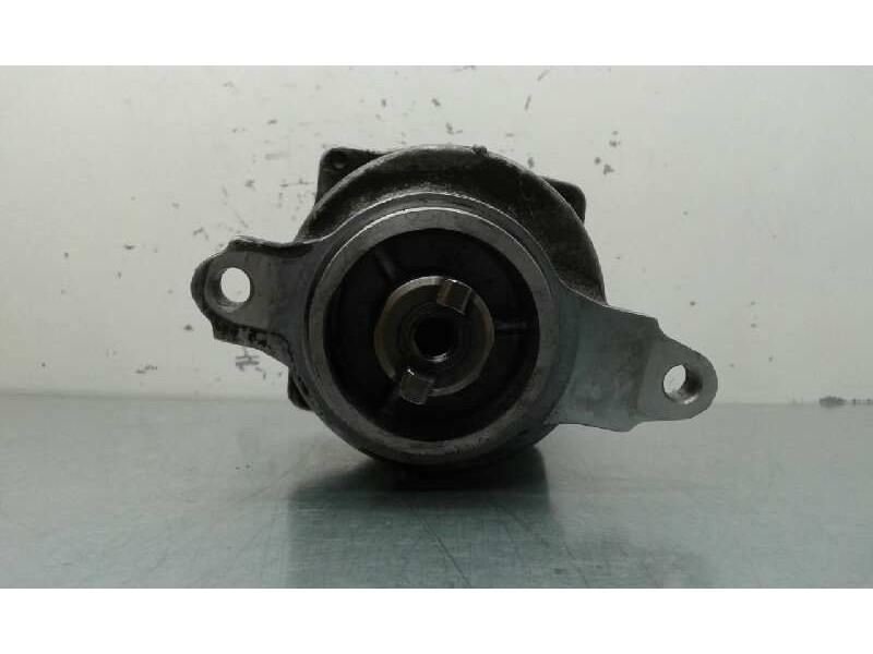 Recambio de depresor freno / bomba vacio para renault trafic (desde 5.89) 2.5 diesel referencia OEM IAM PAV81A43Z 7700735265 