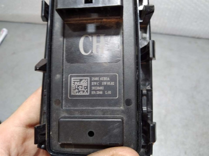 Recambio de mando elevalunas delantero izquierdo para nissan qashqai (j12) acenta+ referencia OEM IAM 254016UB3A  