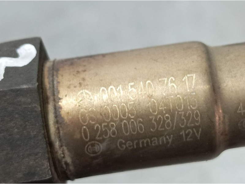 Recambio de sonda lambda para mercedes-benz clase e (w211) berlina e 240 (211.061) referencia OEM IAM 0015407617 0258006328329 