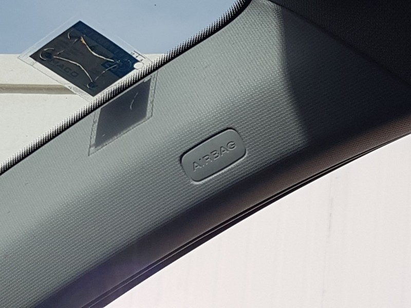 Recambio de airbag cortina delantero derecho para audi a1 sportback (8xa, 8xf) 1.6 tdi referencia OEM IAM 8X3880742B  