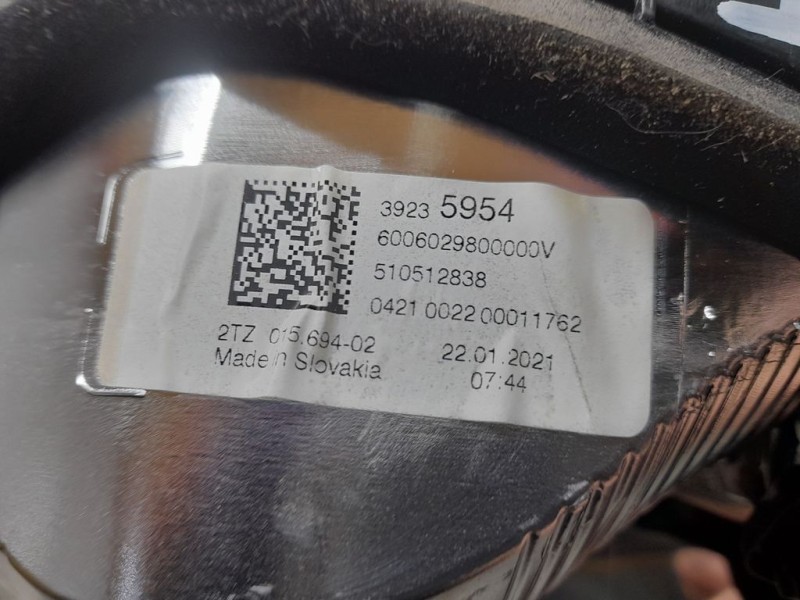 Recambio de piloto trasero derecho para opel crossland x opel 2020 referencia OEM IAM 39235954  LED/INTERIOR