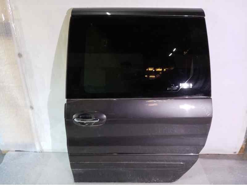 Recambio de puerta lateral corredera izquierda para kia carnival ii 2.9 crdi lx referencia OEM IAM   