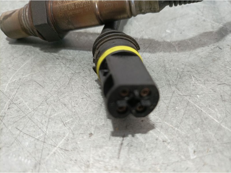 Recambio de sonda lambda para mercedes-benz clase e (w211) berlina e 240 (211.061) referencia OEM IAM 0015400517 0258006272273 