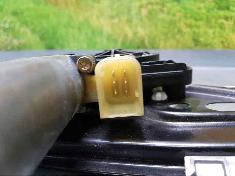 Recambio de elevalunas trasero izquierdo para mercedes-benz clase c (w203) berlina 240 (203.061) referencia OEM IAM  6 PINS ELEC