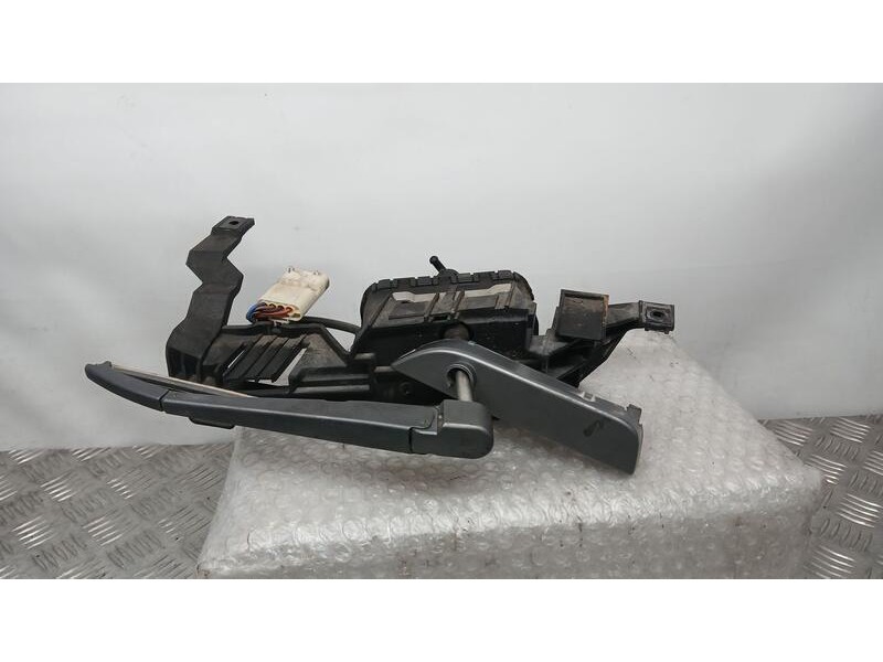 Recambio de motor limpia delantero para land rover range rover (lm) vogue referencia OEM IAM 1301329336 DEL FARO LADO IZQUIERDO 