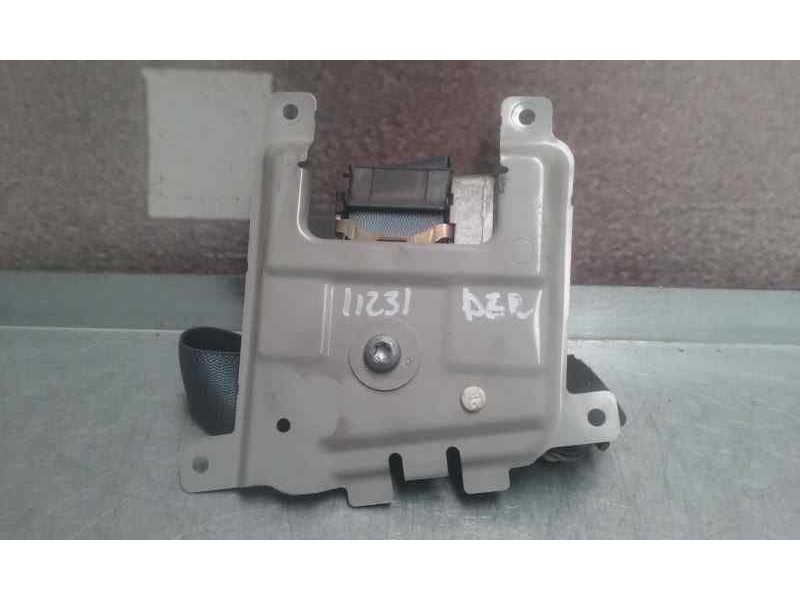 Recambio de pretensor airbag derecho para mercedes-benz clase c (w203) berlina 240 (203.061) referencia OEM IAM   TRW