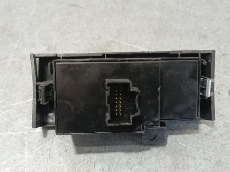 Recambio de mando multifuncion para chevrolet captiva 2.0 vcdi ls referencia OEM IAM 96628611  MANDO ESPEJOS Y REGULACION ALTURA