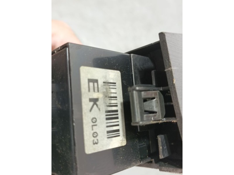 Recambio de mando multifuncion para chevrolet captiva 2.0 vcdi ls referencia OEM IAM 96628611  MANDO ESPEJOS Y REGULACION ALTURA