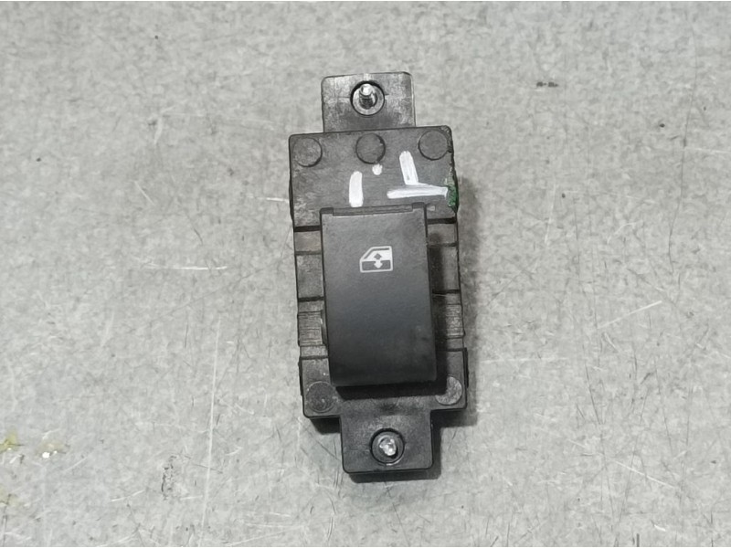 Recambio de mando elevalunas trasero izquierdo para chevrolet captiva 2.0 vcdi ls referencia OEM IAM 96628549  