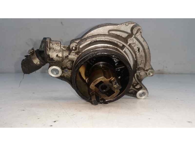 Recambio de depresor freno / bomba vacio para bmw serie 3 berlina (e46) 2.0 16v diesel cat referencia OEM IAM 700437012 77912320