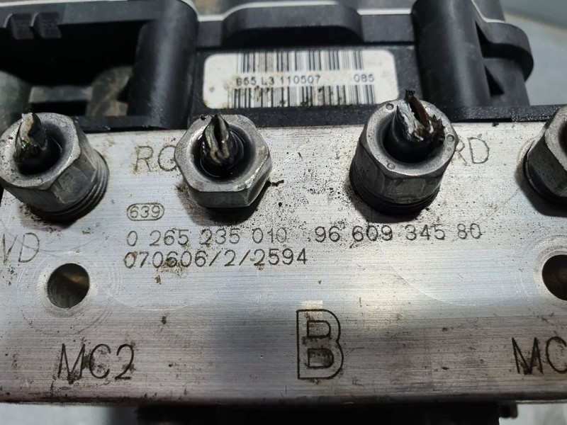 Recambio de abs para citroën c4 grand picasso lx plus referencia OEM IAM 9660934580 0265035010 BOSCH