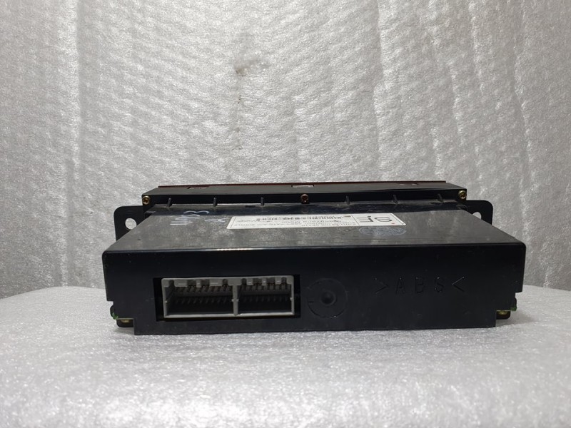 Recambio de mando climatizador para ssangyong rexton rx 270 plus / 270 xdi plus referencia OEM IAM 6870008510  