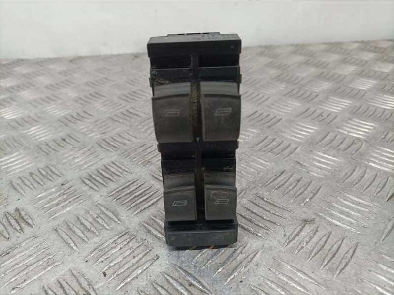 Recambio de mando elevalunas delantero izquierdo para audi a6 berlina (4b2) 2.5 tdi quattro referencia OEM IAM 4B0959851  