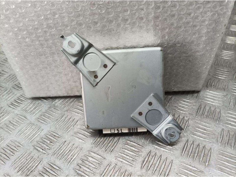 Recambio de centralita suspension para lexus rx 300(mcu35) luxury referencia OEM IAM 8929348022  