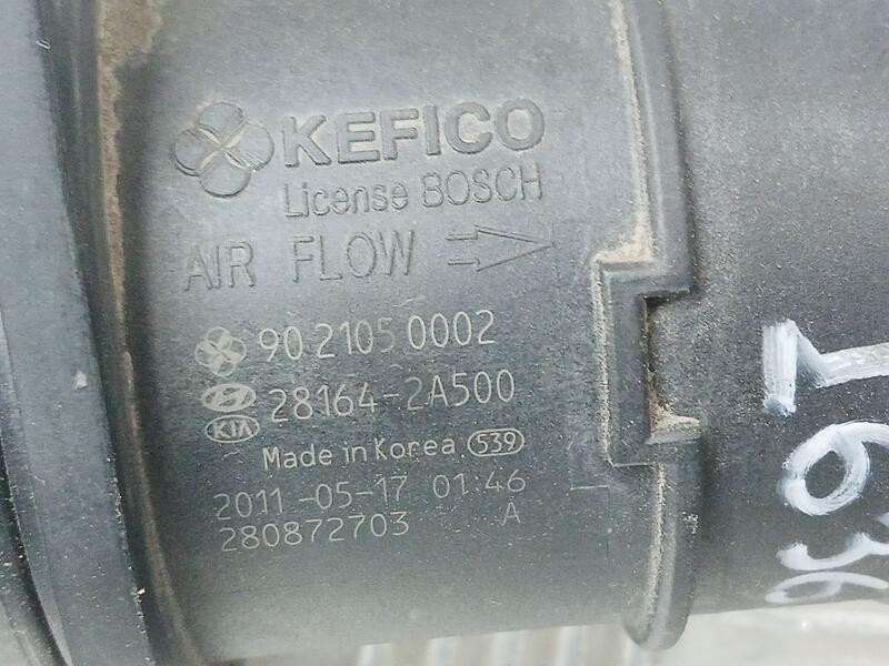 Recambio de caudalimetro para hyundai ix35 classic 2wd referencia OEM IAM 281642A500  9021050002