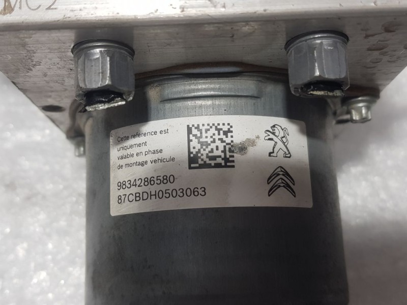 Recambio de abs para peugeot 308 allure referencia OEM IAM 9808055980 970025 BOSCH