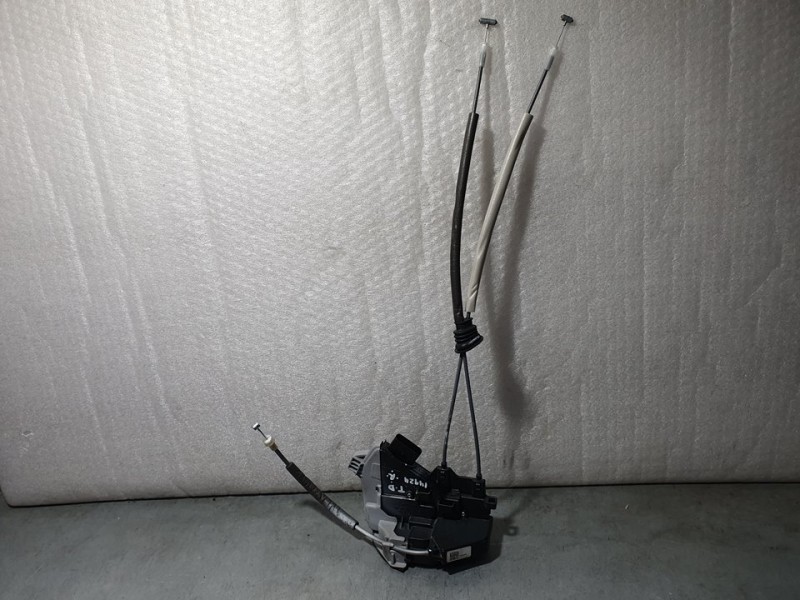 Recambio de cerradura puerta trasera derecha para hyundai ioniq klass hybrid referencia OEM IAM 81420G2000  5 PINES