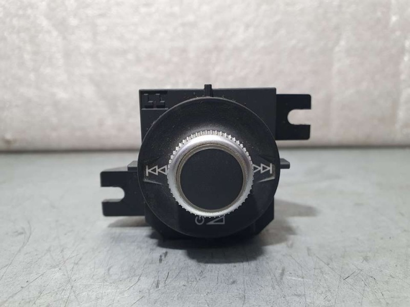 Recambio de mando multifuncion para audi q2 (gab) 30 tfsi design referencia OEM IAM 81B919616A  ON OFF
