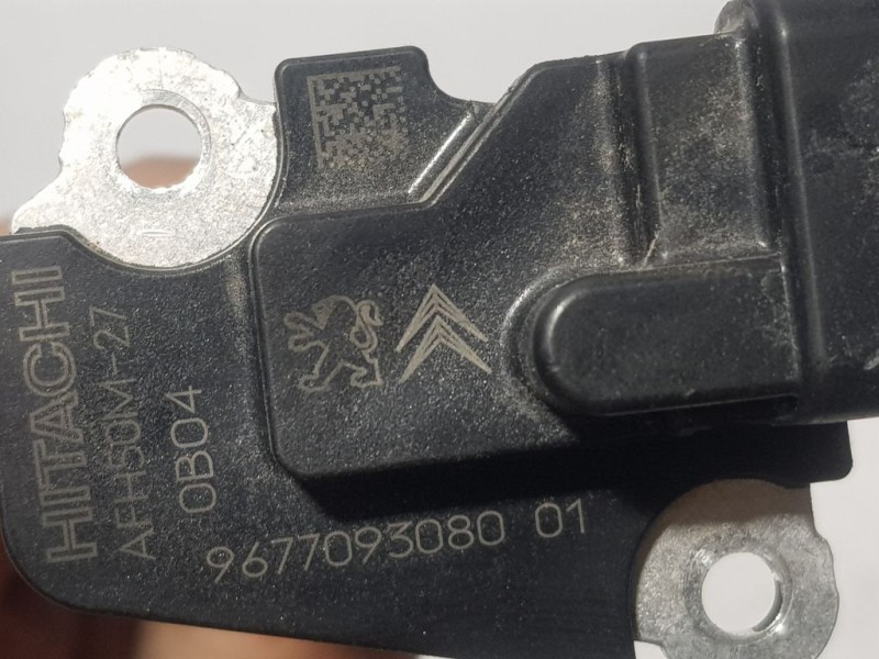Recambio de caudalimetro para peugeot 308 allure referencia OEM IAM 967709308001 AFH50M27 HITACHI