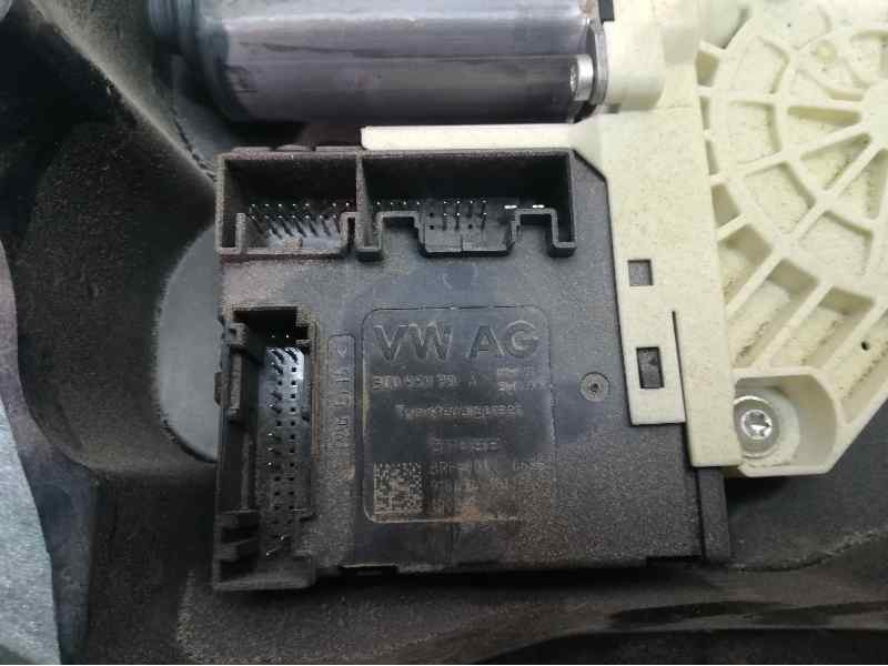 Recambio de elevalunas delantero derecho para seat leon (1p1) 1.6 tdi referencia OEM IAM 1T0959702AC 1P0837402N 