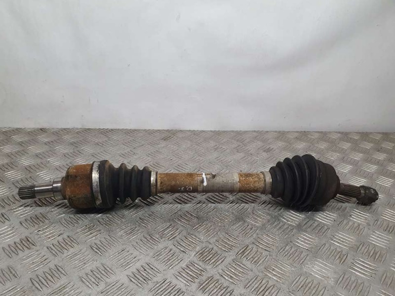 Recambio de transmision delantera izquierda para peugeot 206 berlina xs referencia OEM IAM 9630767680  