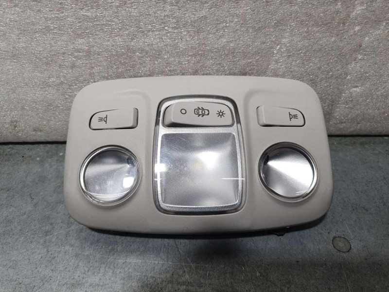 Recambio de luz interior para citroën c4 cactus origins referencia OEM IAM SIN REF  TRASERA