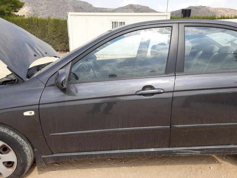 Recambio de puerta delantera izquierda para kia cerato i sedán (ld) 1.6 referencia OEM IAM 760032F020  