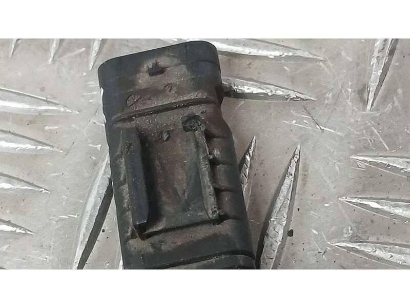 Recambio de sonda lambda para bmw 1 (f20) 116 d referencia OEM IAM 8570689 CLAVIJA TOCADA 0281004442