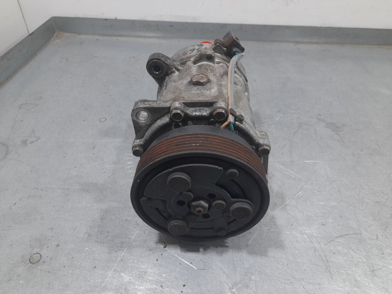 Recambio de compresor aire acondicionado para skoda octavia combi (1u5) ambiente referencia OEM IAM 1J0820803K 73385099124 SANDE