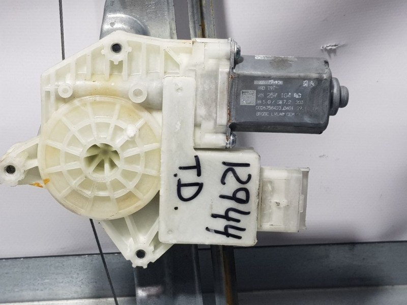 Recambio de elevalunas trasero derecho para peugeot 308 allure referencia OEM IAM 98257107 267584230401 BROSE ELÉCTRICO 6 PINS