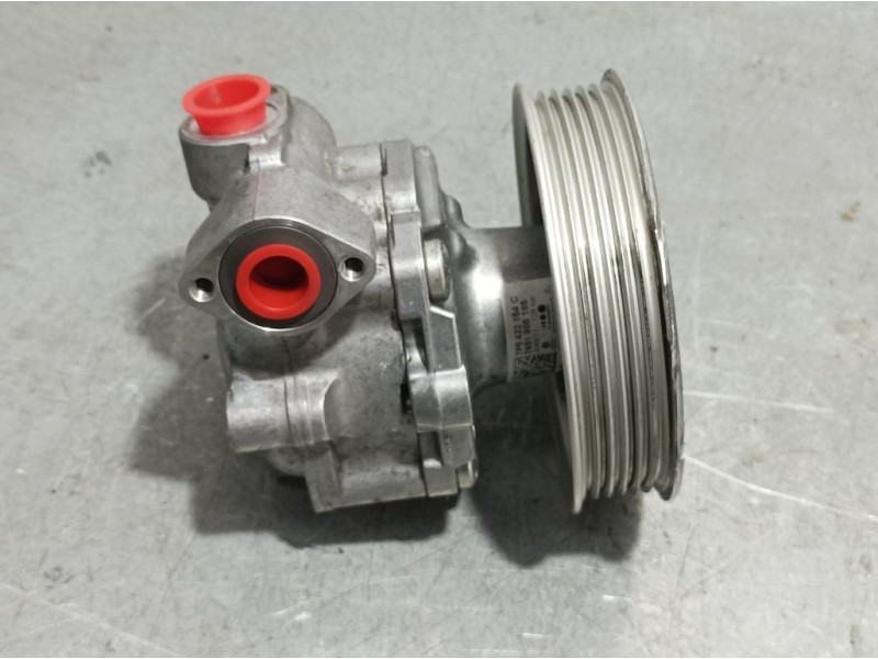 Recambio de bomba direccion para porsche cayenne (typ 92aa) diesel referencia OEM IAM 7P5122154C 7651955185 ZF POLEA TOCADA