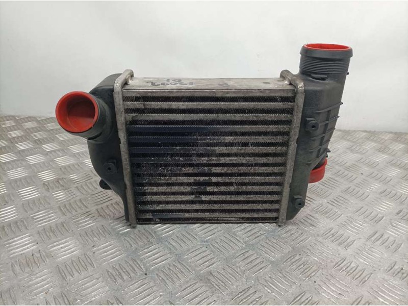 Recambio de intercooler para audi a6 berlina (4f2) 3.0 tdi quattro (165kw) referencia OEM IAM 4F0145805E  IZQUIERDO