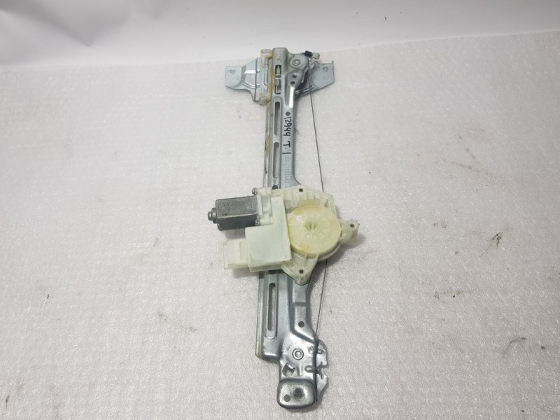 Recambio de elevalunas trasero izquierdo para peugeot 308 allure referencia OEM IAM 9825710580  ELÉCTRICO 6 PINS