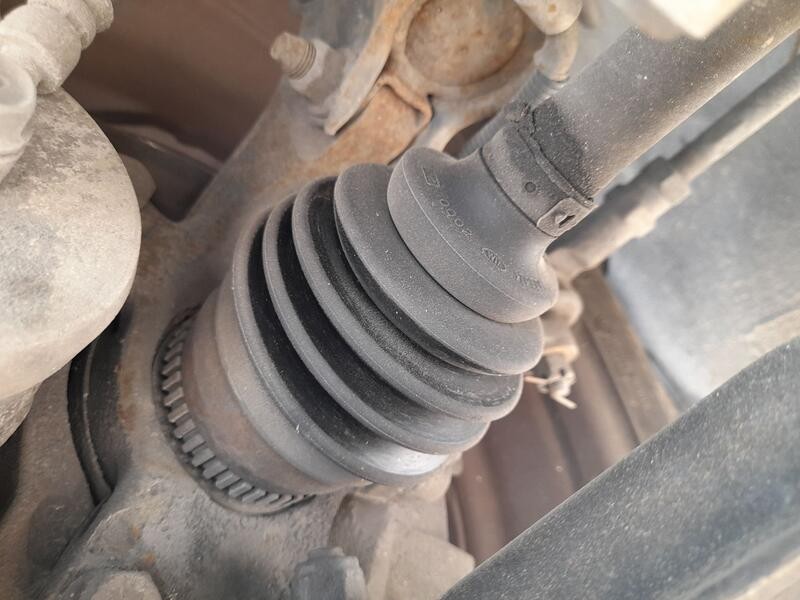 Recambio de transmision delantera derecha para kia cerato i sedán (ld) 1.6 referencia OEM IAM 495002F600  