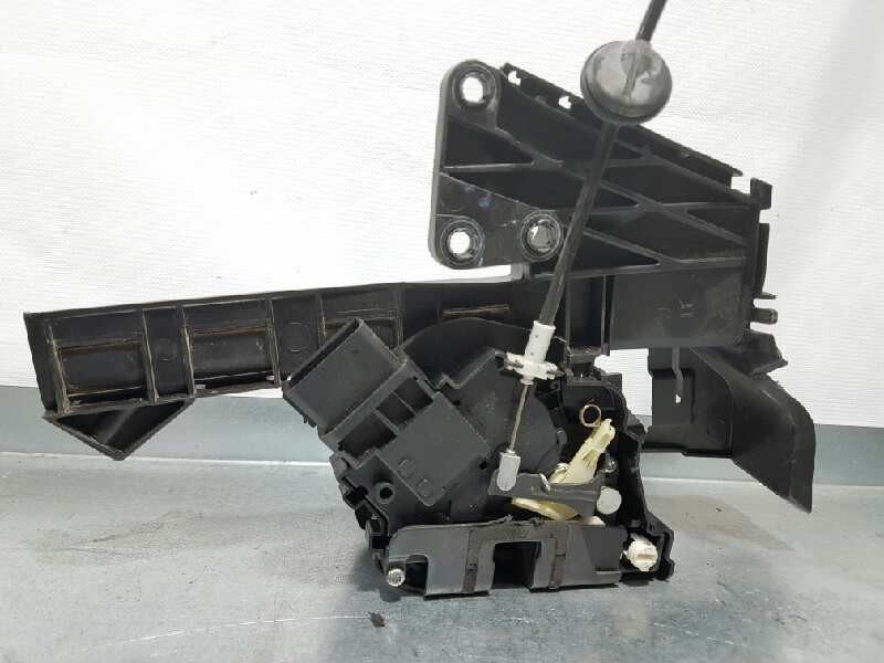 Recambio de cerradura puerta trasera derecha para ford focus lim. (cb4) trend referencia OEM IAM 5041673  