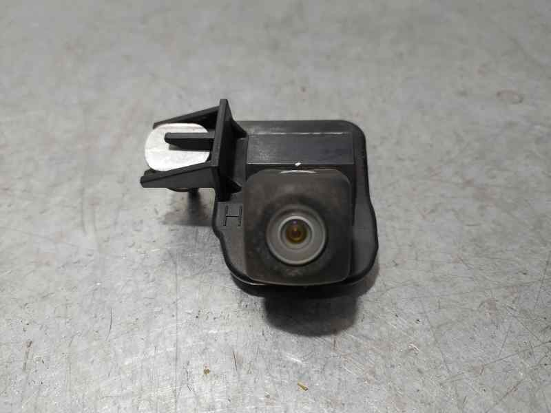 Recambio de camara vision trasera para toyota auris active referencia OEM IAM 8679002120 GPKD63B7RC 