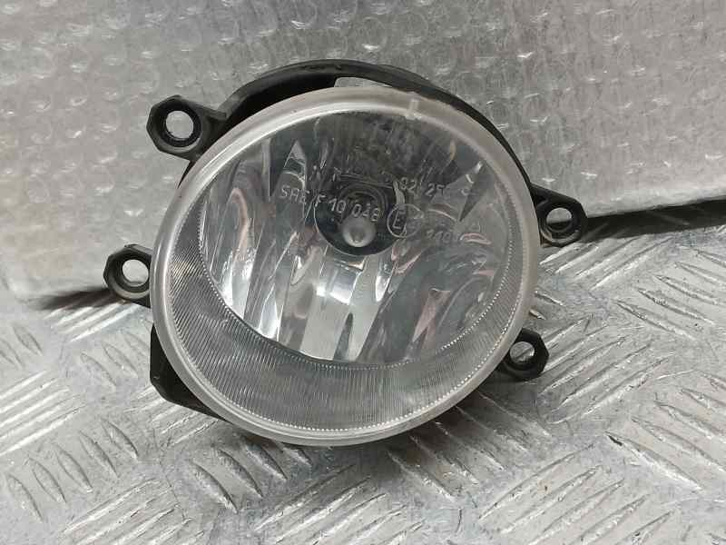 Recambio de faro antiniebla izquierdo para toyota auris active referencia OEM IAM 90008497  VALEO