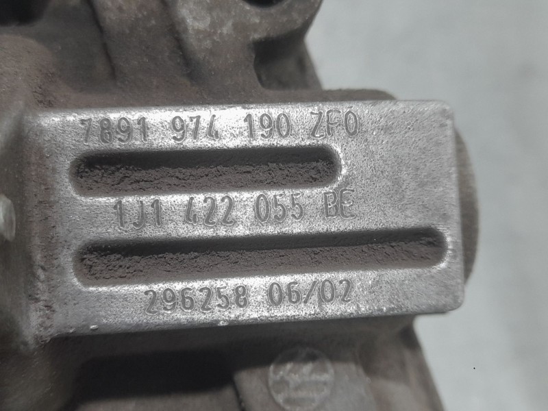 Recambio de cremallera direccion para skoda octavia combi (1u5) ambiente referencia OEM IAM 1J1422075L 1J1422055BE ASISTIDA