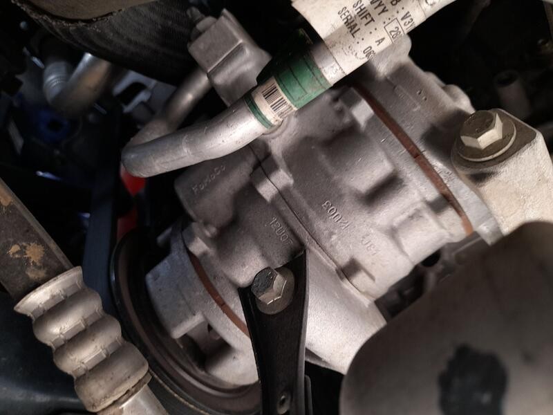 Recambio de compresor aire acondicionado para ford ka+ iii (uk, fk) 1.2 ti-vct referencia OEM IAM 2016401  