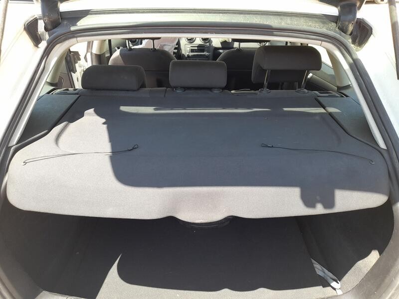 Recambio de bandeja trasera para audi a3 (8p1) 1.6 tdi referencia OEM IAM 8P4867769BD2J9  