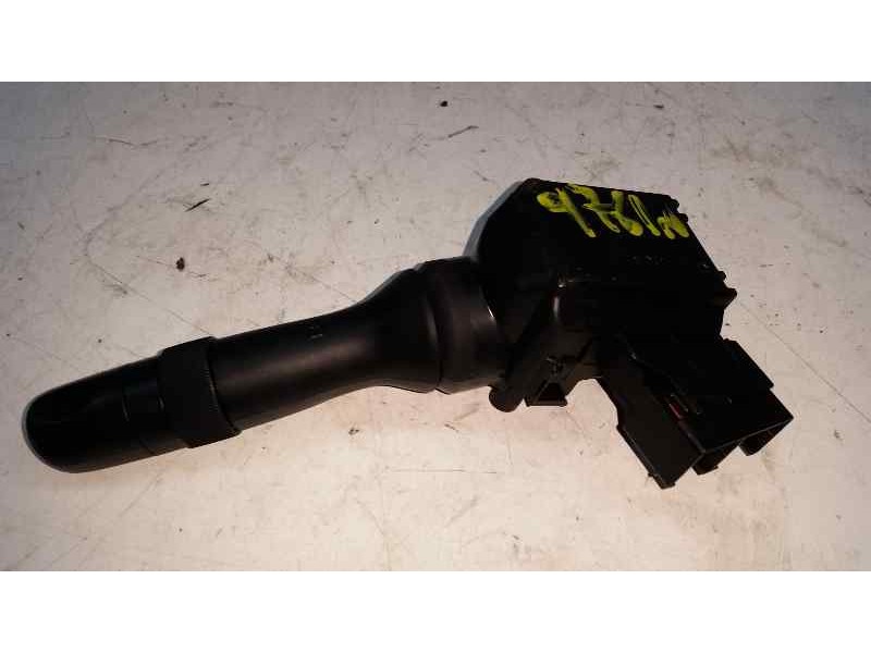 Recambio de mando limpia para toyota auris luna referencia OEM IAM   