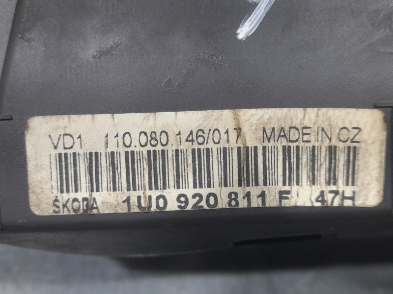Recambio de cuadro instrumentos para skoda octavia combi (1u5) ambiente referencia OEM IAM 1U0920811F  