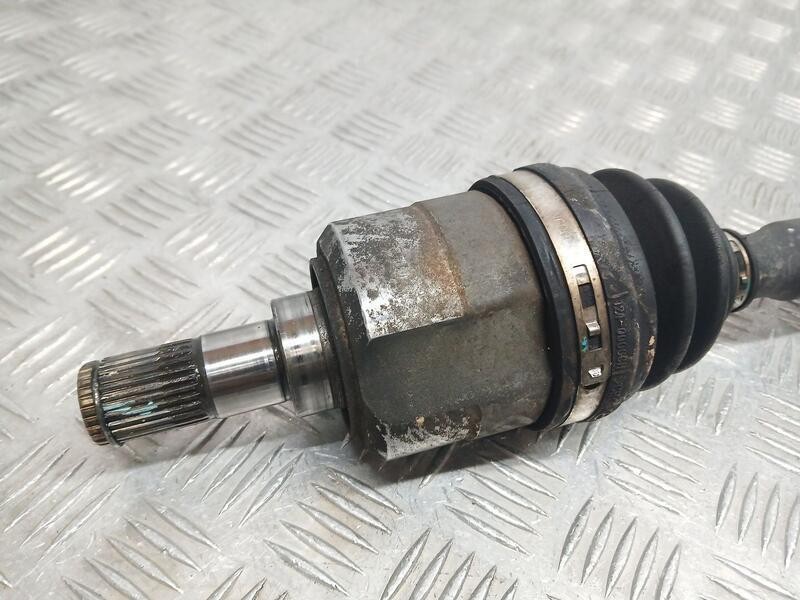 Recambio de transmision delantera derecha para hyundai ix35 classic 2wd referencia OEM IAM 495012Y900  