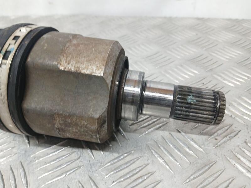 Recambio de transmision delantera izquierda para hyundai ix35 classic 2wd referencia OEM IAM 495002Y900  