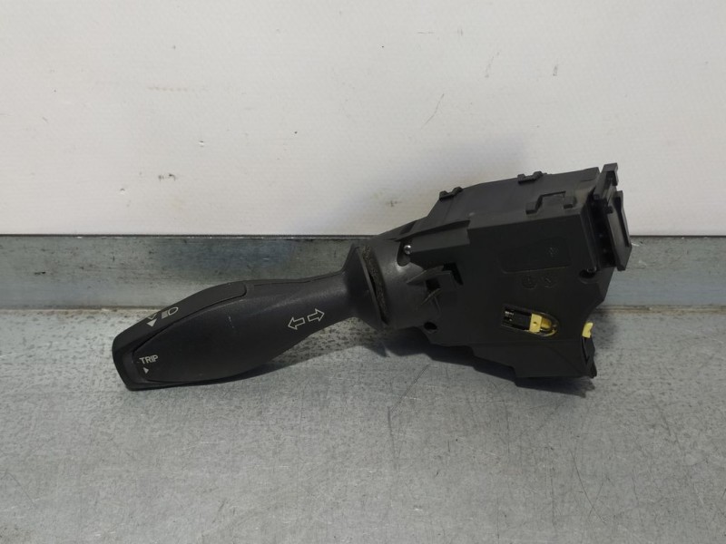 Recambio de mando intermitentes para ford tourneo courier (c4a) titanium referencia OEM IAM 8A6T13335BC  
